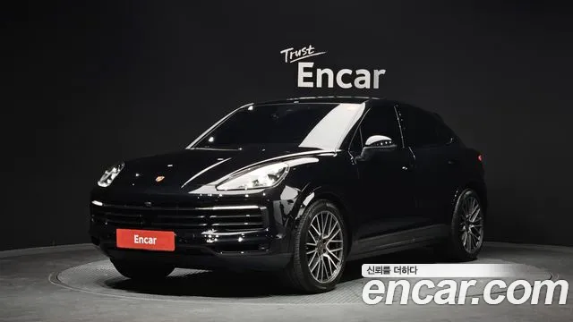 Porsche Cayenne 2022 — photo 1
