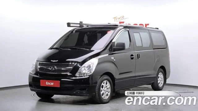 Hyundai Starex 2013 — photo 1