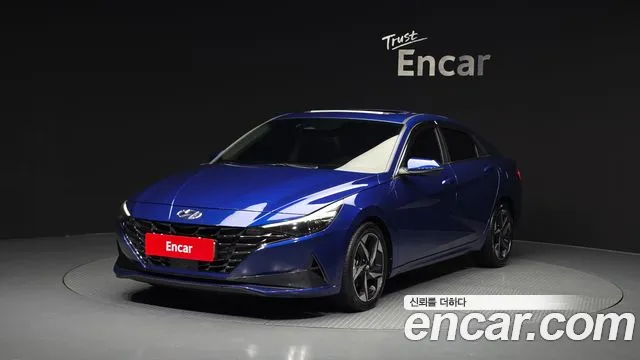 Hyundai AVANTE 2023 — photo 1