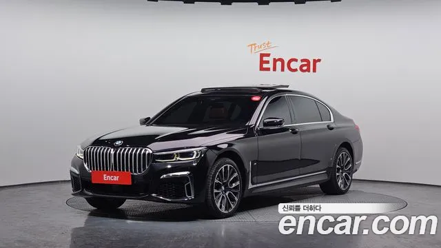 BMW 7-Series 2021 — photo 1