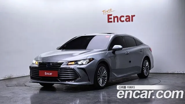 Toyota Avalon 2019 — photo 1