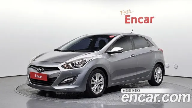Hyundai i30 2014 — photo 1