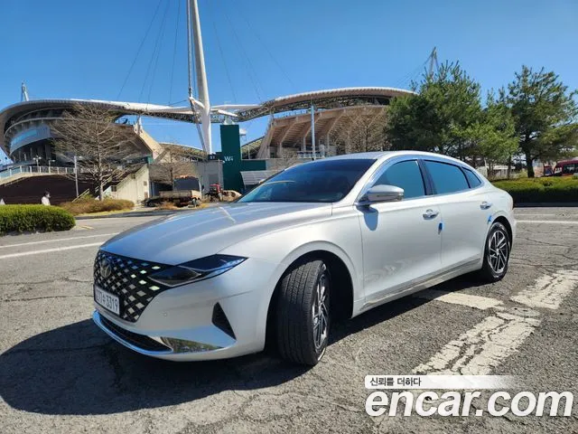 Hyundai Grandeur 2022 — photo 1