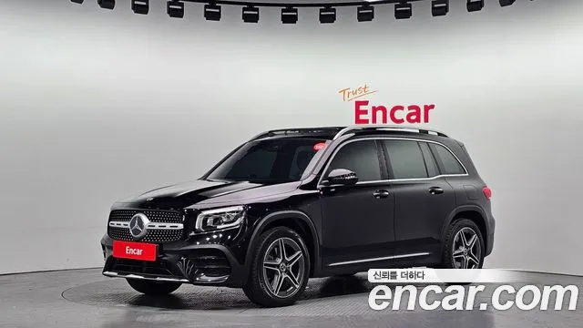 Mercedes-Benz GLB-Class 2020 — photo 1