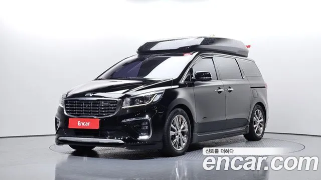 Kia Canival 2019 — photo 1