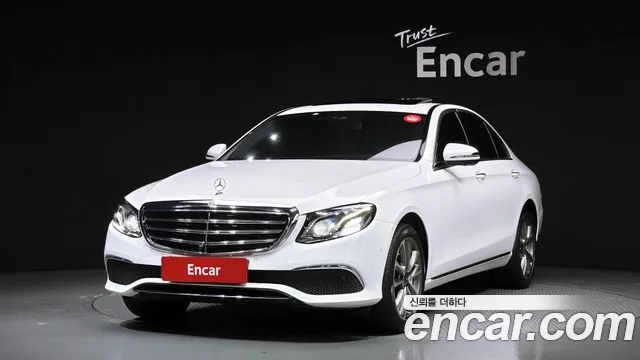 Mercedes-Benz E-Class 2018 — photo 1