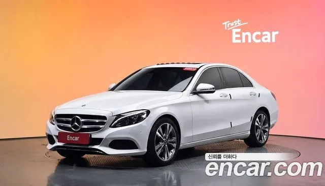 Mercedes-Benz C-Class 2018 — photo 1