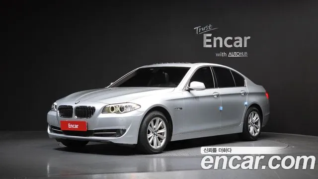 BMW 5-Series 2012 — photo 1