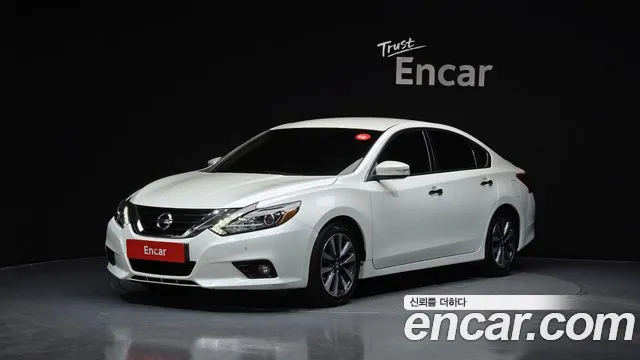 Nissan Altima 2017 — photo 1