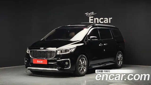 Kia Canival 2019 — photo 1