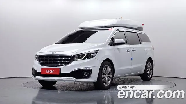 Kia Canival 2018 — photo 1
