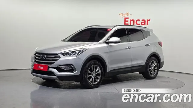 Hyundai Santafe 2018 — photo 1