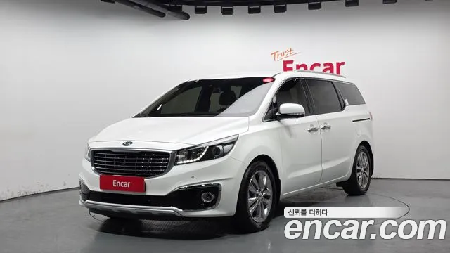 Kia Canival 2017 — photo 1