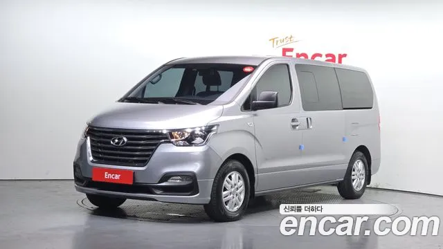Hyundai Starex 2020 — photo 1