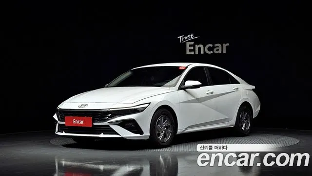 Hyundai AVANTE 2024 — photo 1