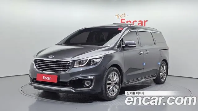 Kia Canival 2016 — photo 1
