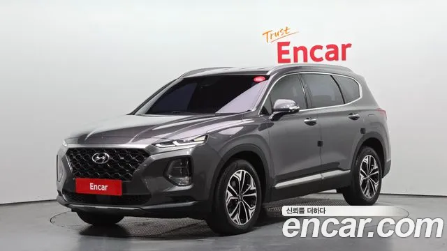 Hyundai Santafe 2019 — photo 1