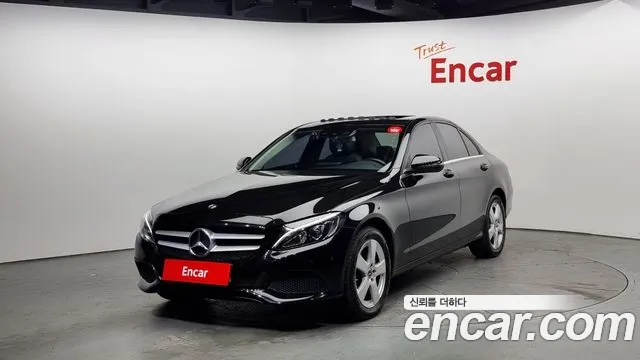 Mercedes-Benz C-Class 2018 — photo 1