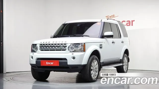 Land Rover Discovery 2013 — photo 1