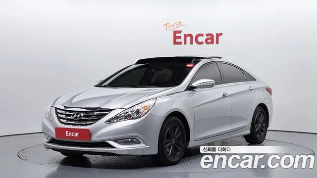Hyundai Sonata 2010 — photo 1