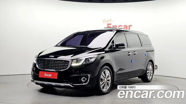Kia Canival 2018 — photo 1