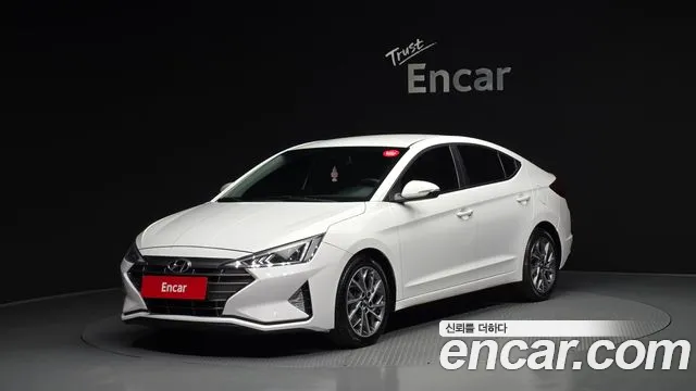 Hyundai AVANTE 2019 — photo 1