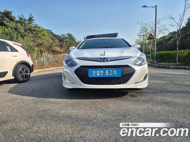 Hyundai Sonata 2013 — photo 1