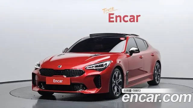 Kia Stinger 2019 — photo 1