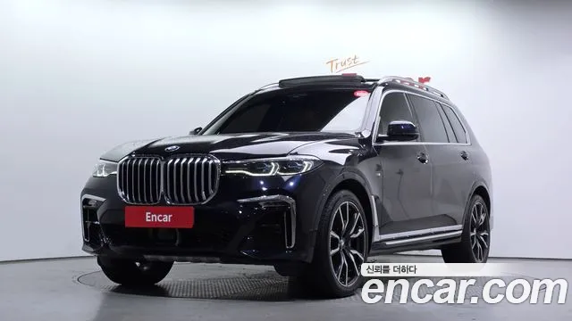 BMW X7 2021 — photo 1