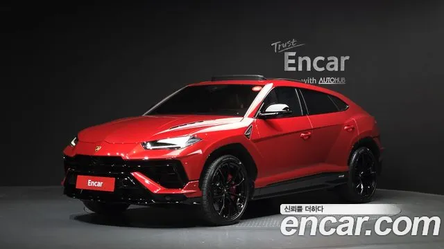 Lamborghini Urus 2024 — photo 1