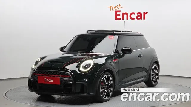 Mini Cooper 2022 — photo 1