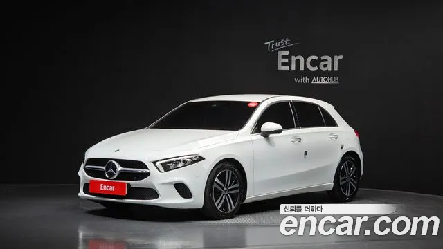 Mercedes-Benz A-Class 2023 — photo 1