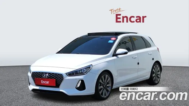 Hyundai i30 2017 — photo 1
