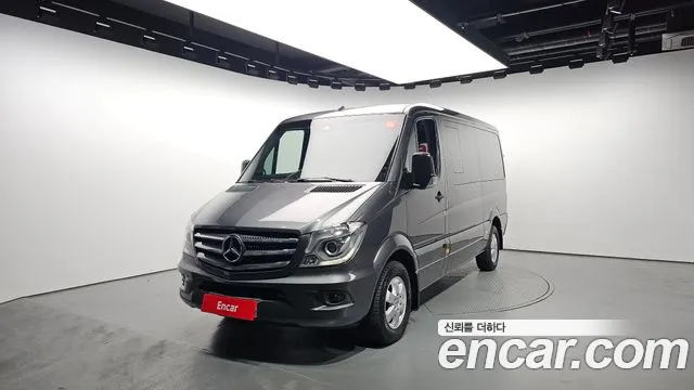 Mercedes-Benz Sprinter 2017 — photo 1