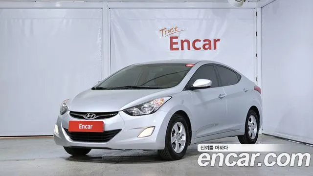 Hyundai AVANTE 2013 — photo 1