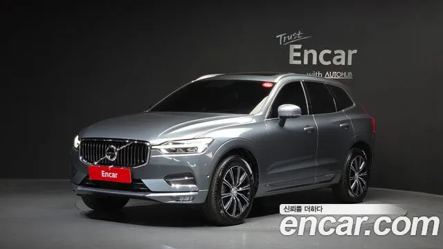 Volvo XC60 2018 — photo 1