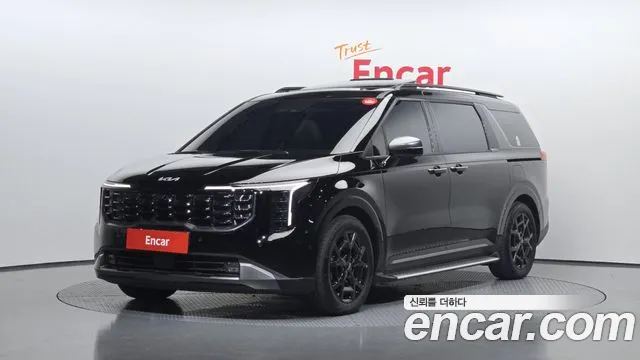 Kia Canival 2025 — photo 1