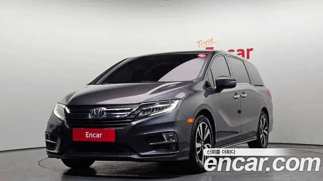 Honda Odyssey 2019 — photo 1