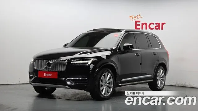 Volvo XC90 2017 — photo 1