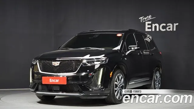 Cadillac XT6 2021 — photo 1