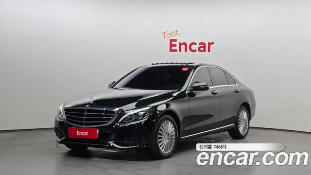 Mercedes-Benz C-Class 2017 — photo 1