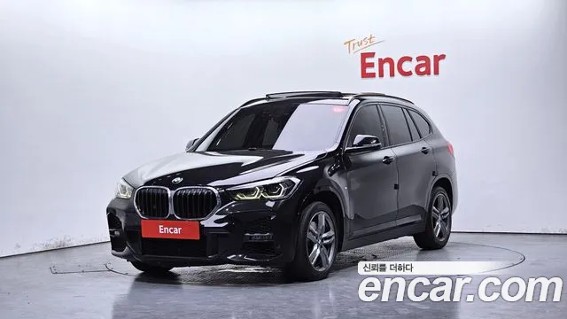 BMW X1 2022 — photo 1