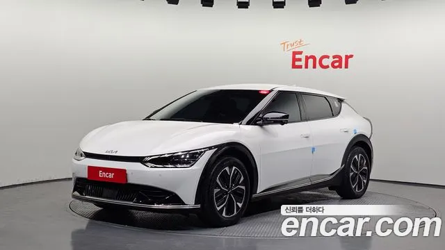 Kia EV6 2022 — photo 1