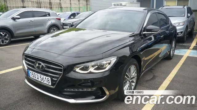 Hyundai Grandeur 2018 — photo 1
