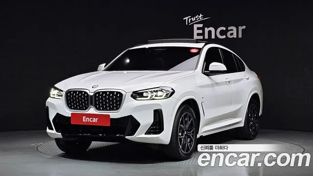 BMW X4 2022 — photo 1