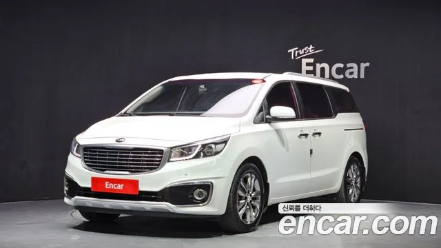 Kia Canival 2016 — photo 1