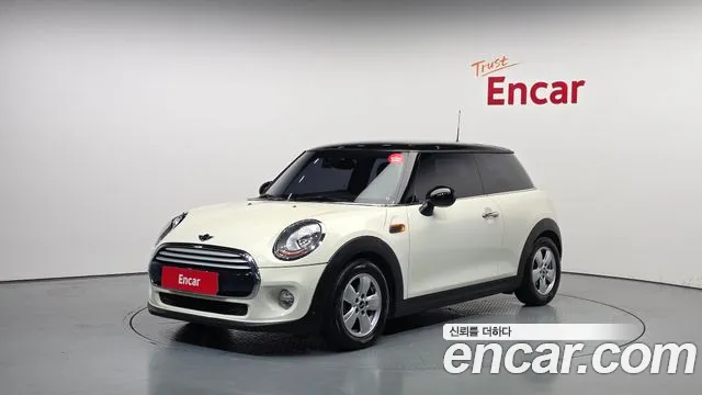 Mini Cooper 2015 — photo 1