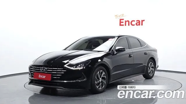 Hyundai Sonata 2022 — photo 1
