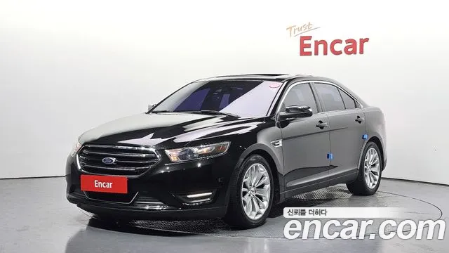 Ford Taurus 2015 — photo 1