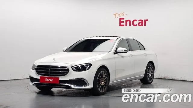 Mercedes-Benz E-Class 2021 — photo 1
